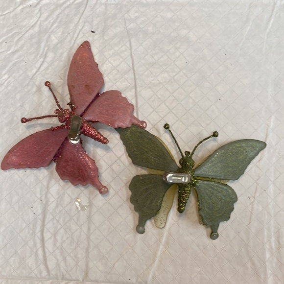 Butterfly Clips - Picture 2 of 2